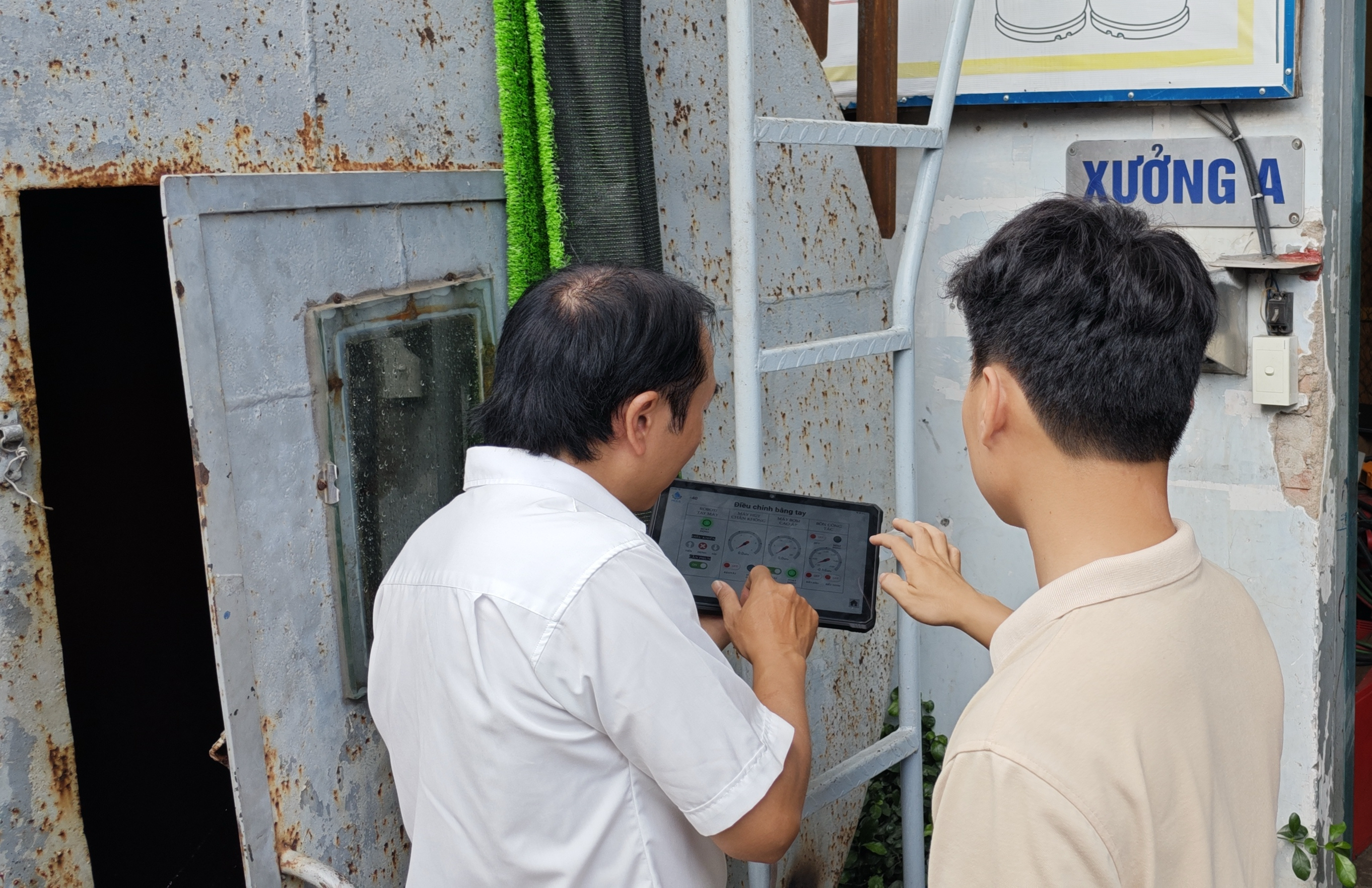 Phần mềm theo yêu cầu